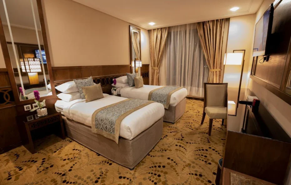Violet Hotel